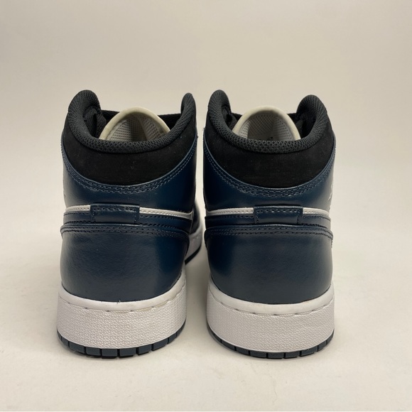 Nike Air Jordan 1 Retro Mid GS “Armory Navy” 2023 - Picture 2 of 7